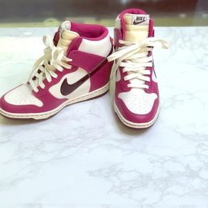 Nike high top wedge sneakers - dunk sky hi